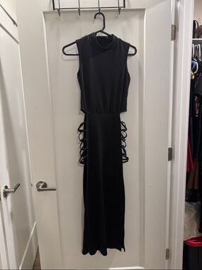 Black Cutout Side Maxi Dress - Brand: